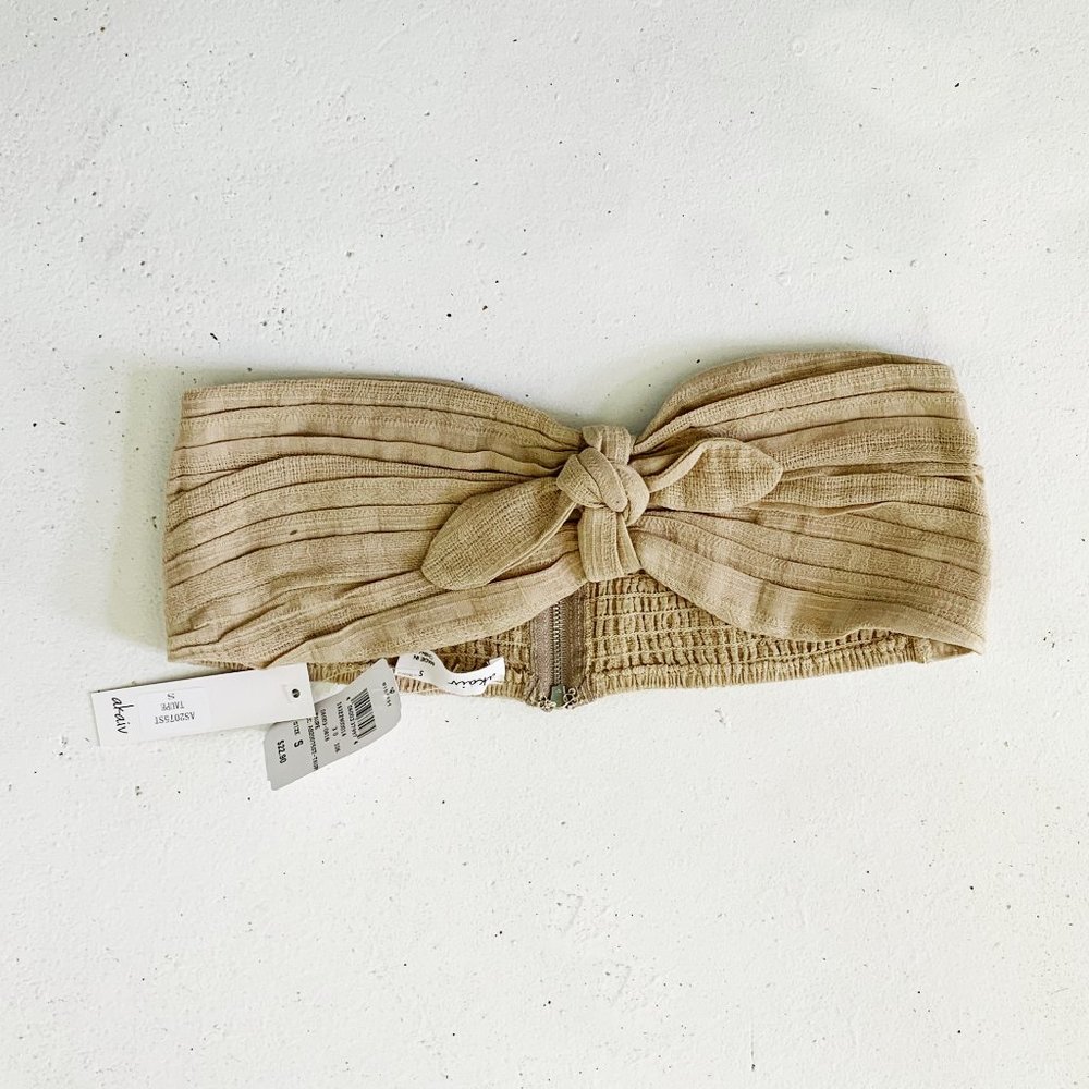 AKAIV CROP TOP SZ,S TAUPE